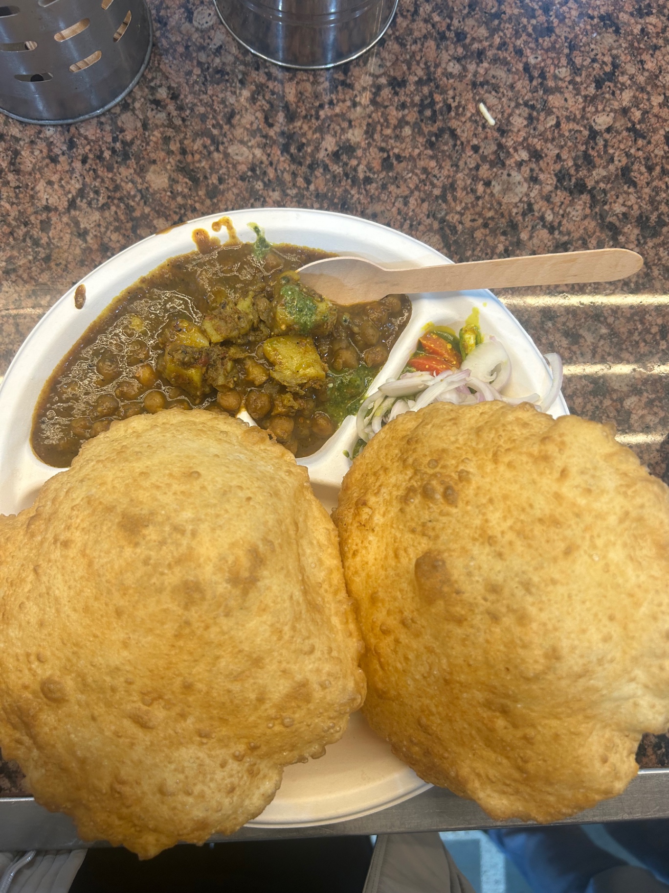 Chole bhature, paper plate edition
